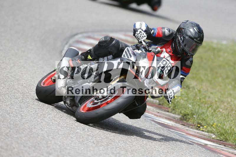 Archiv-2025/22 06.06.2025 DISCOVER the BIKE ADR/Race 3 rot/93